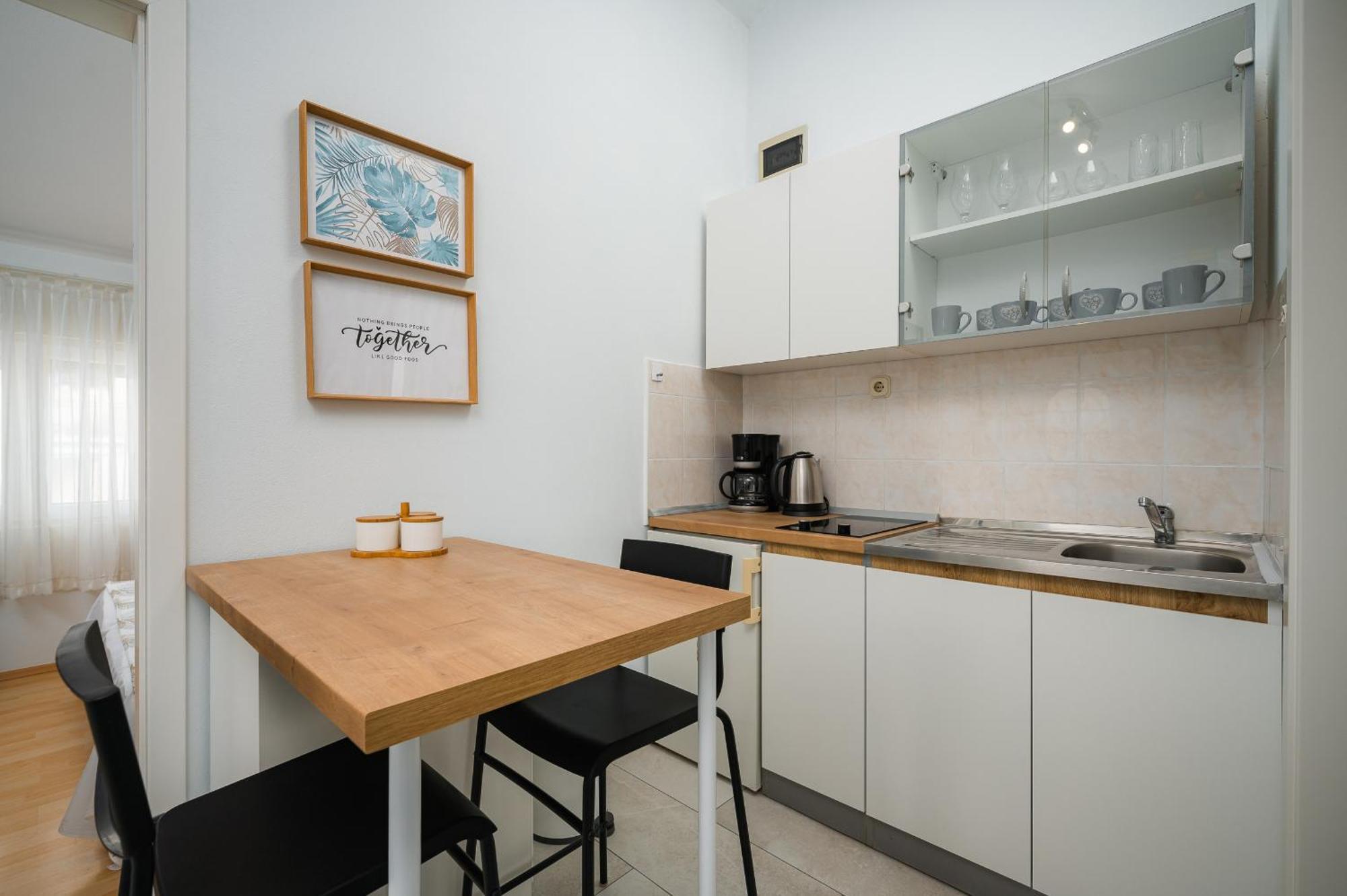 Apartament Charming Rose 1&2 With Pool *