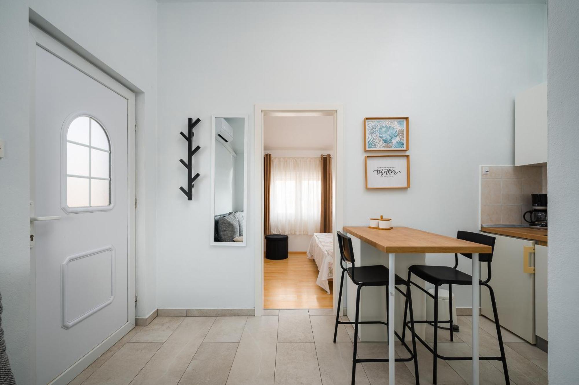 Charming Rose 1&2 With Pool Apartament *