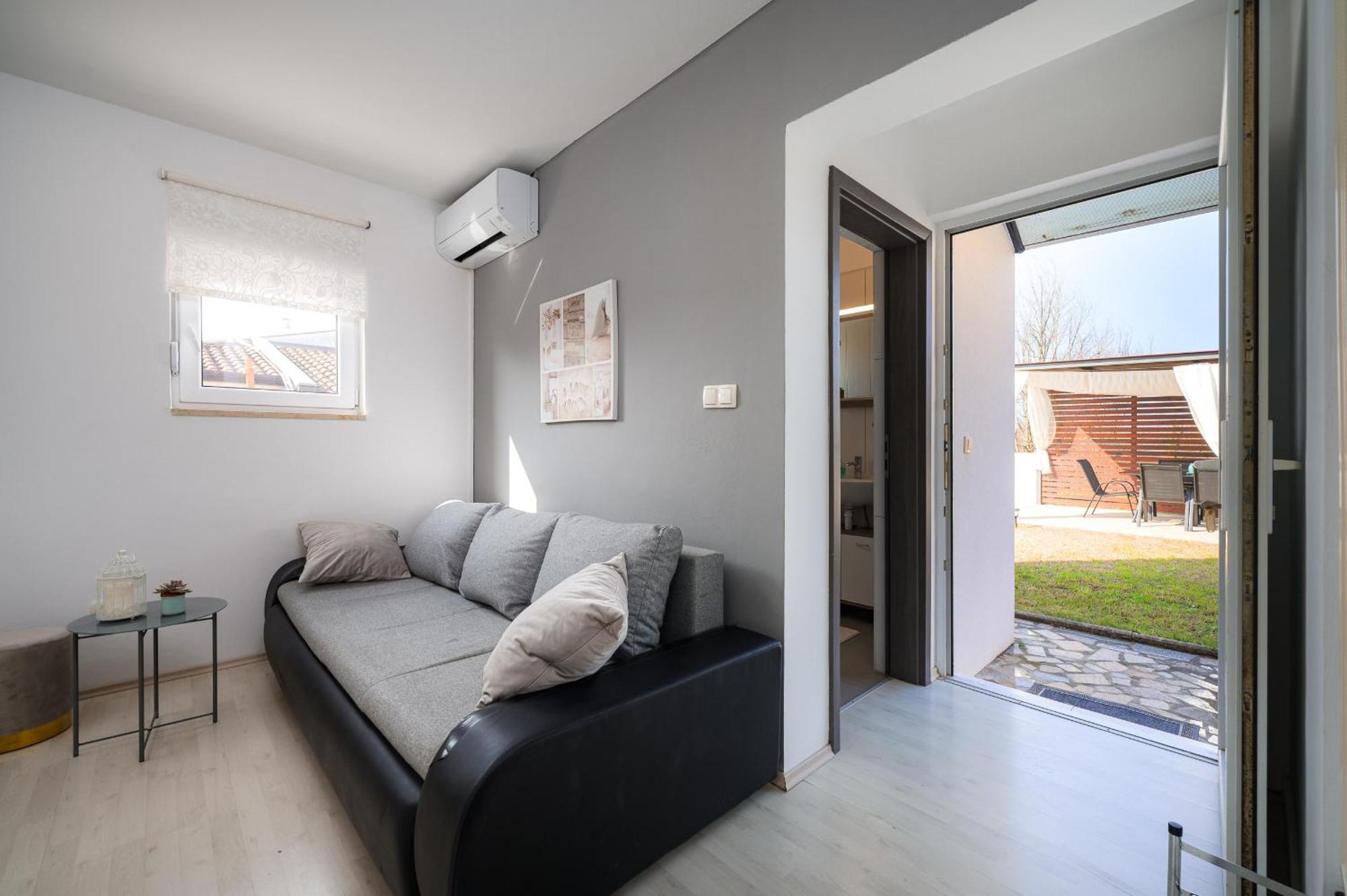 Appartamento Charming Rose 1&2 With Pool Porec